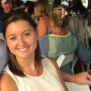 Meet your Posher, Caroline